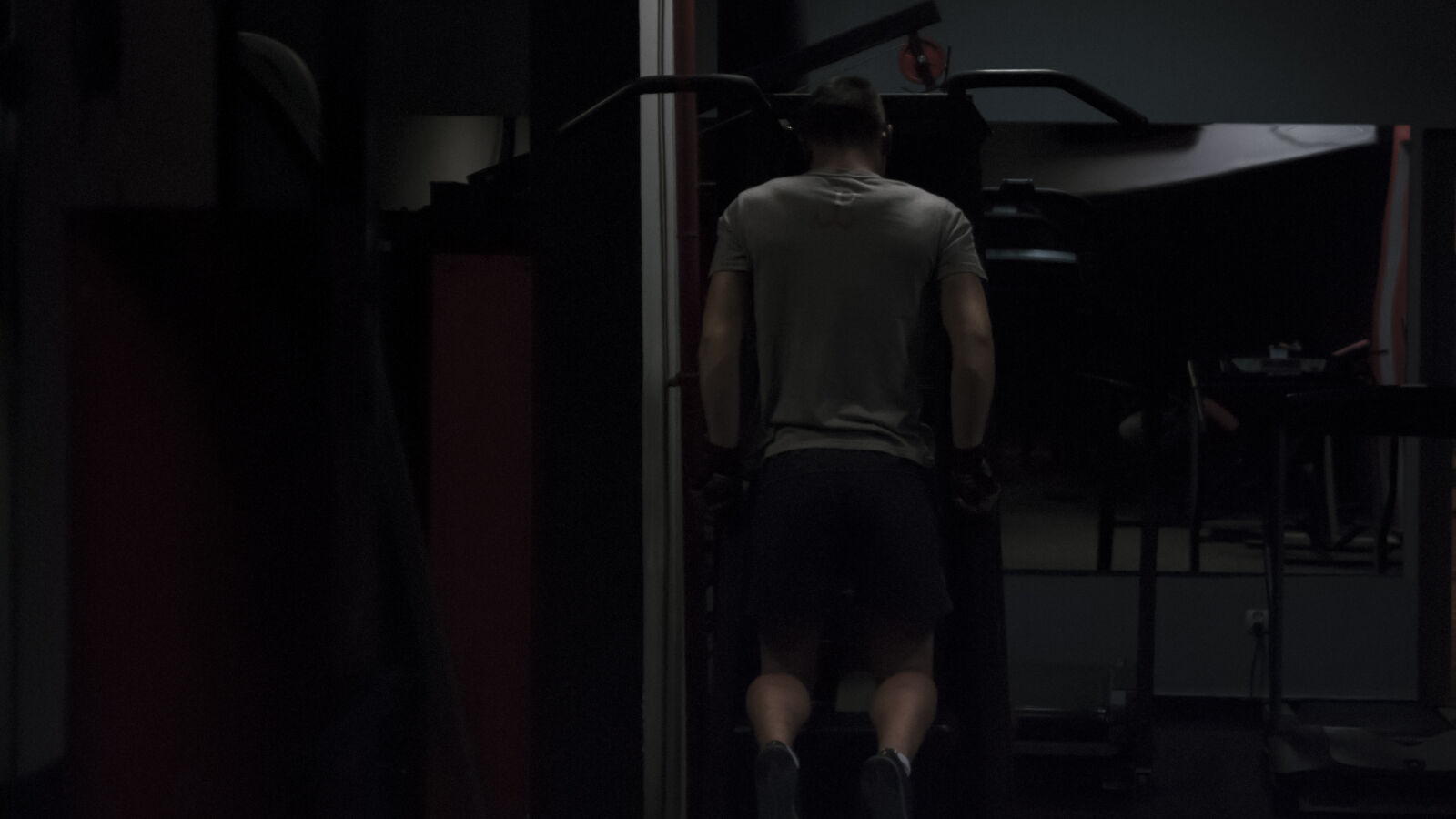Nikon D80 sample photo. Gym, night, training photography