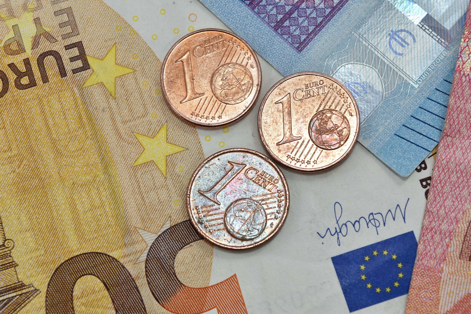 Nikon D5500 sample photo. Cent, euro, investment, money photography
