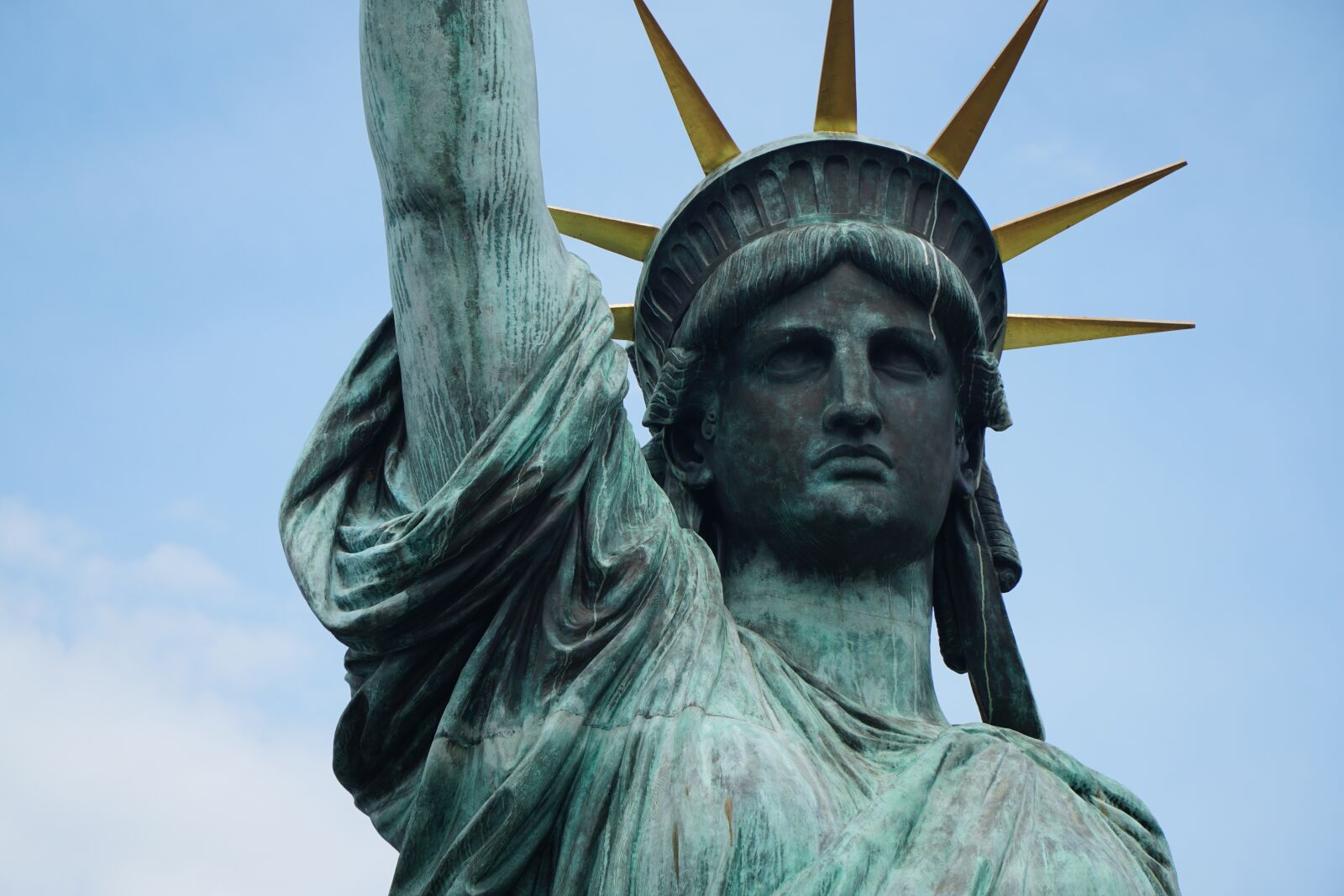 Sony a6500 + Sony E PZ 18-105mm F4 G OSS sample photo. Statue of liberty, tokyo photography