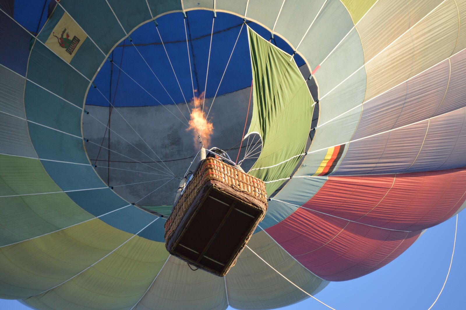 Nikon D3200 sample photo. Flight, balloon, flame photography