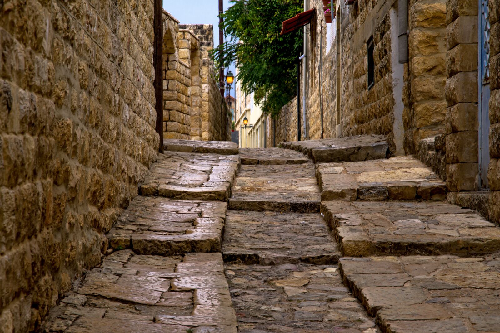 Pentax K-1 Mark II sample photo. Street, alley, paved photography