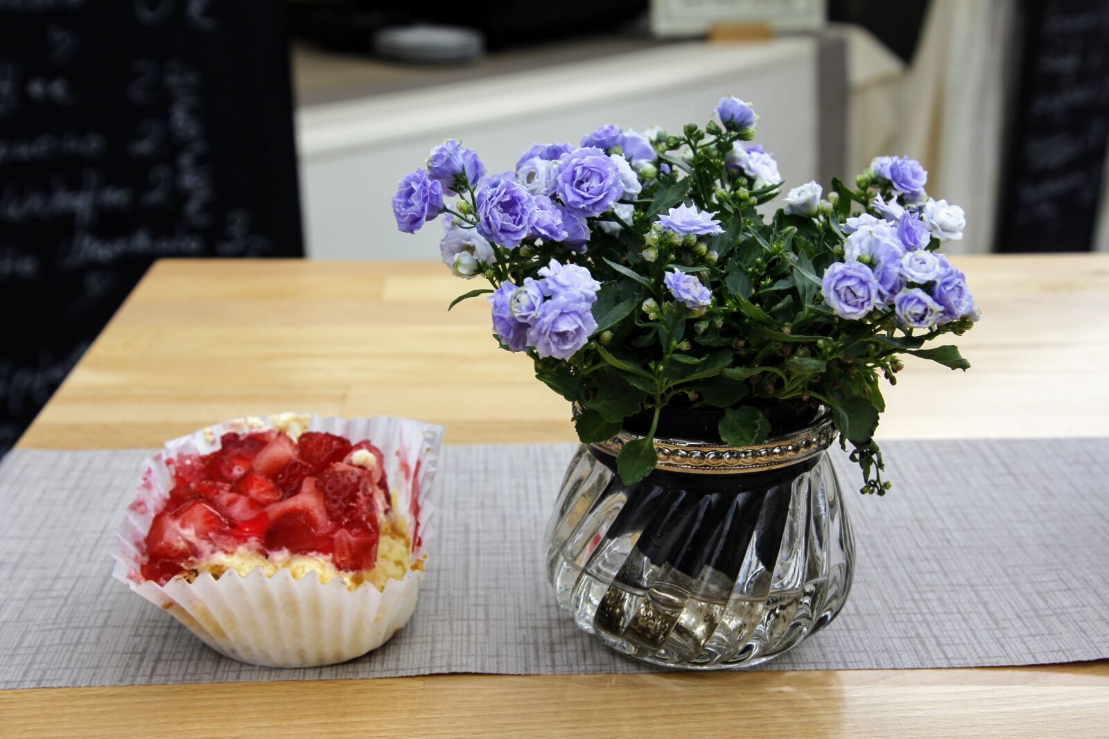 Canon EOS 60D sample photo. Decoration, bouquet of flowers photography