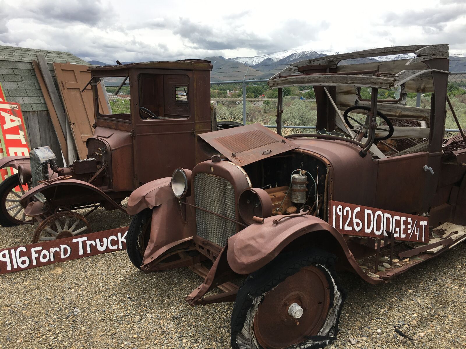 iPhone 6s back camera 4.15mm f/2.2 sample photo. Old cars, antique autos photography