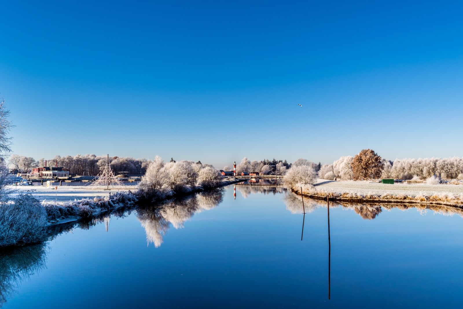 Nikon D5300 sample photo. Winter, blue, lighthouse photography