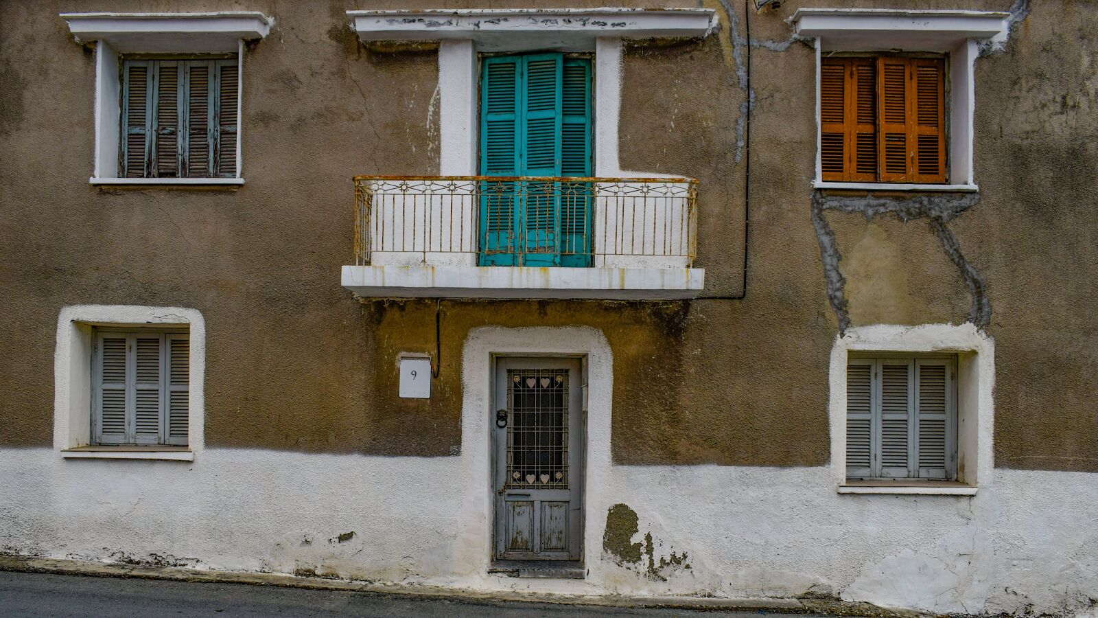 Nikon D3300 sample photo. Architecture, house, windows photography