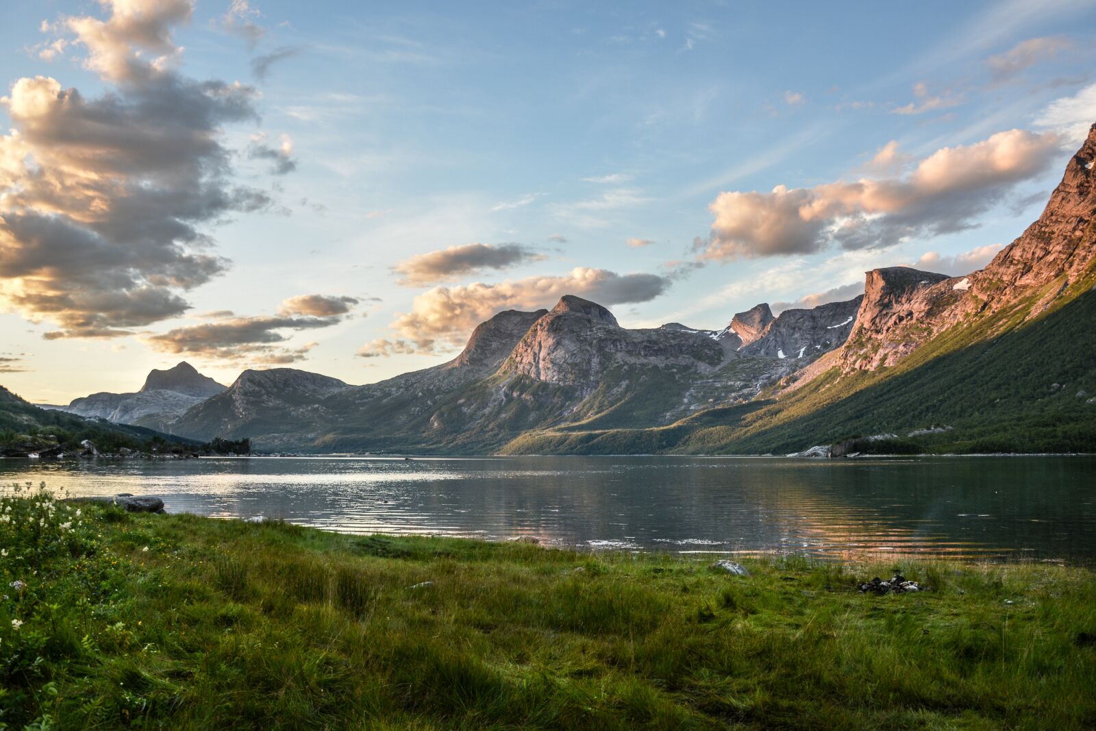 Nikon D5200 sample photo. Landscape, mountains, sea photography