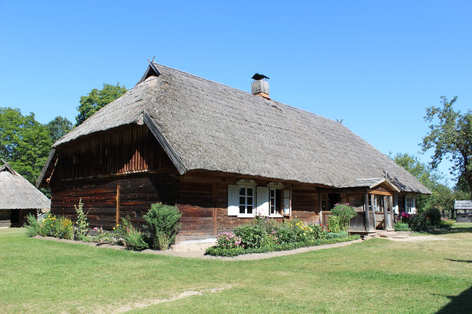 Canon EOS 600D (Rebel EOS T3i / EOS Kiss X5) sample photo. Europe, lithuania, rum i photography
