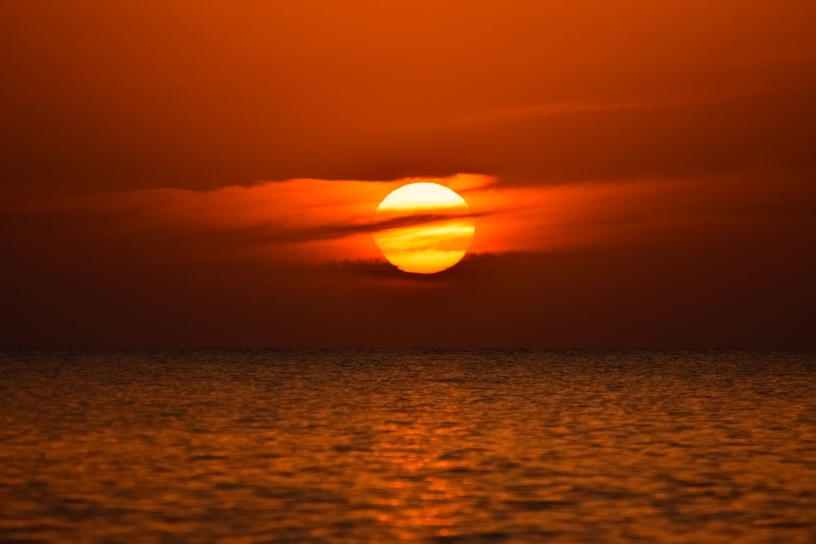 Nikon D3300 sample photo. Sunset, sun, clouds photography