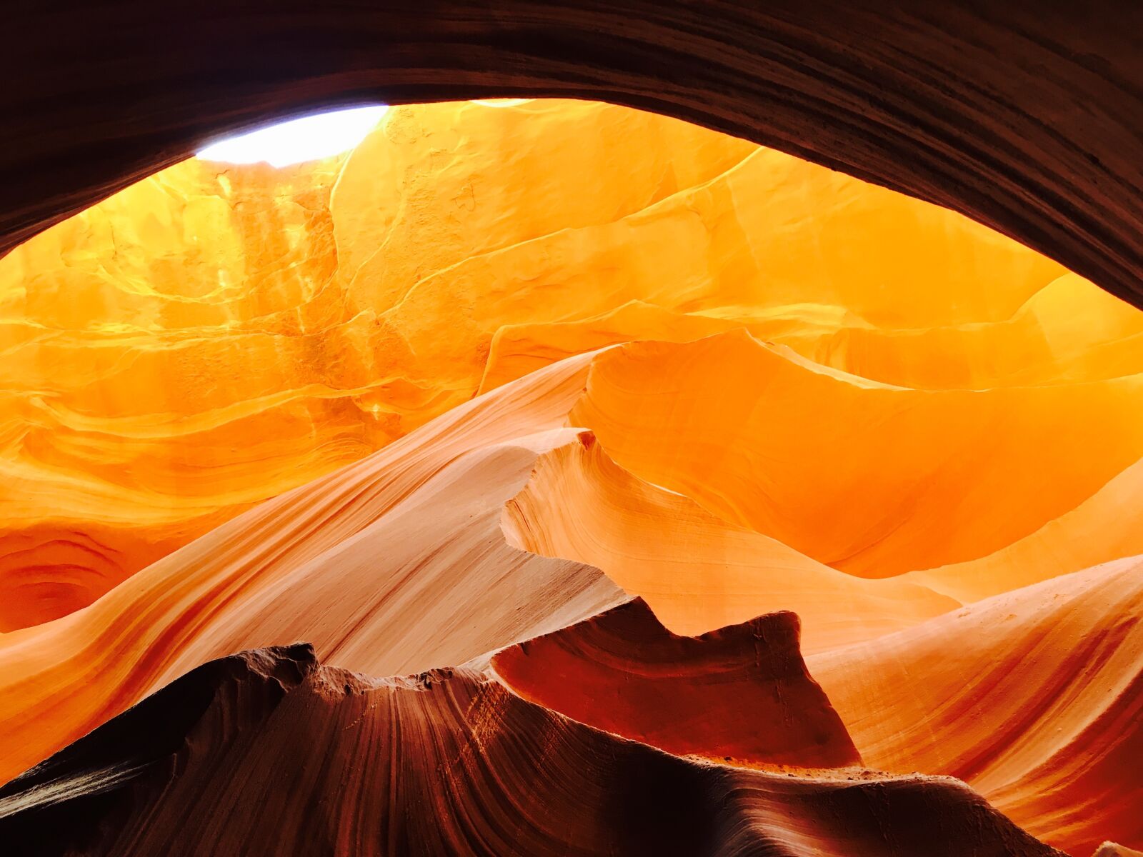 iPhone SE back camera 4.15mm f/2.2 sample photo. Antelope, canyon, arizona photography