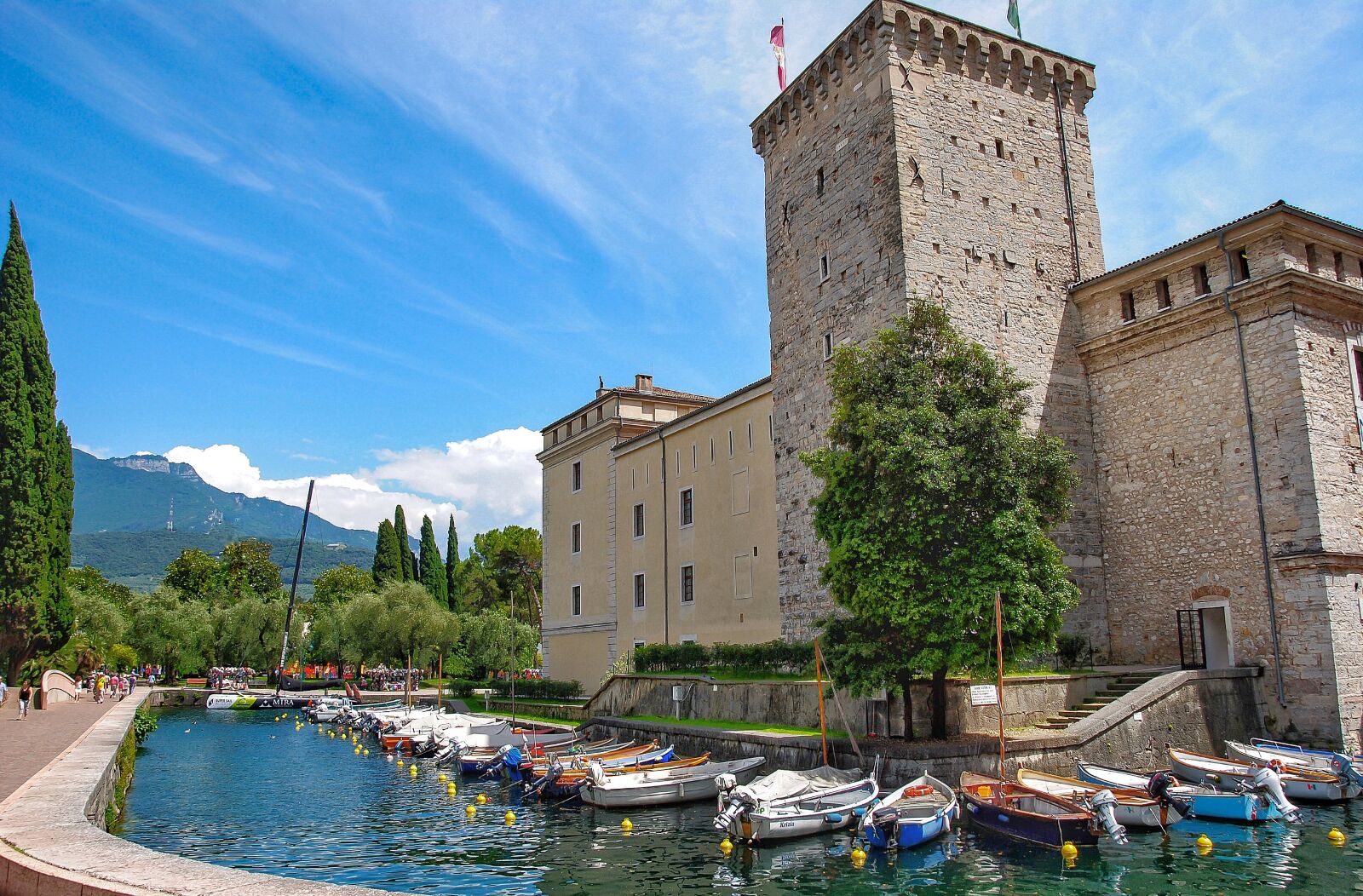Nikon D3000 sample photo. Castle, italy, fortress photography