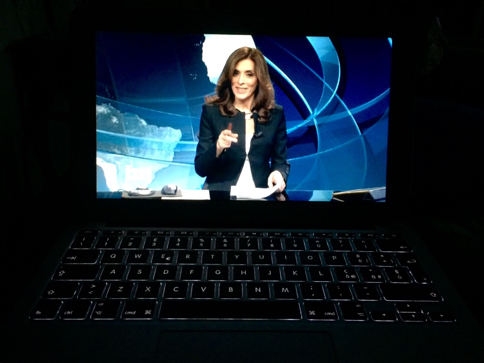 iPhone 5s back camera 4.15mm f/2.2 sample photo. Football, juventus, soccer, tv photography
