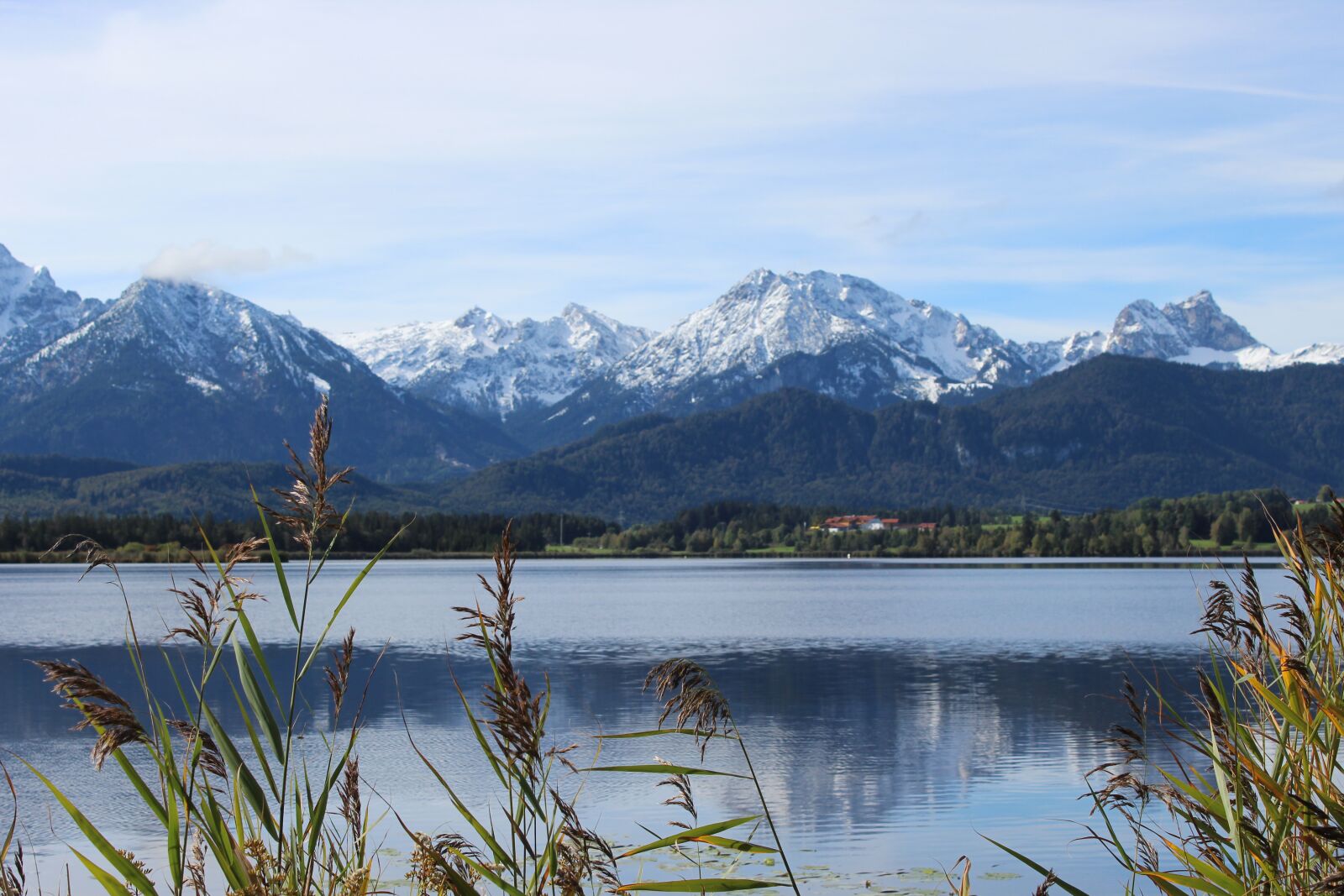 Canon EOS 1300D (EOS Rebel T6 / EOS Kiss X80) sample photo. Lake, mountains, landscape photography