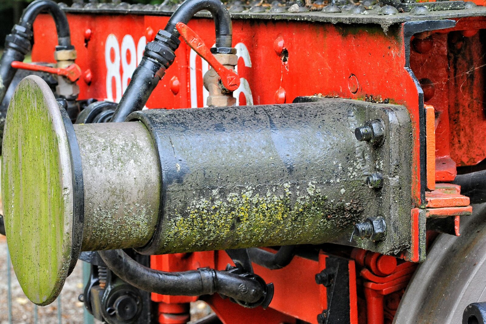 Nikon D700 sample photo. Train, texture, iron photography