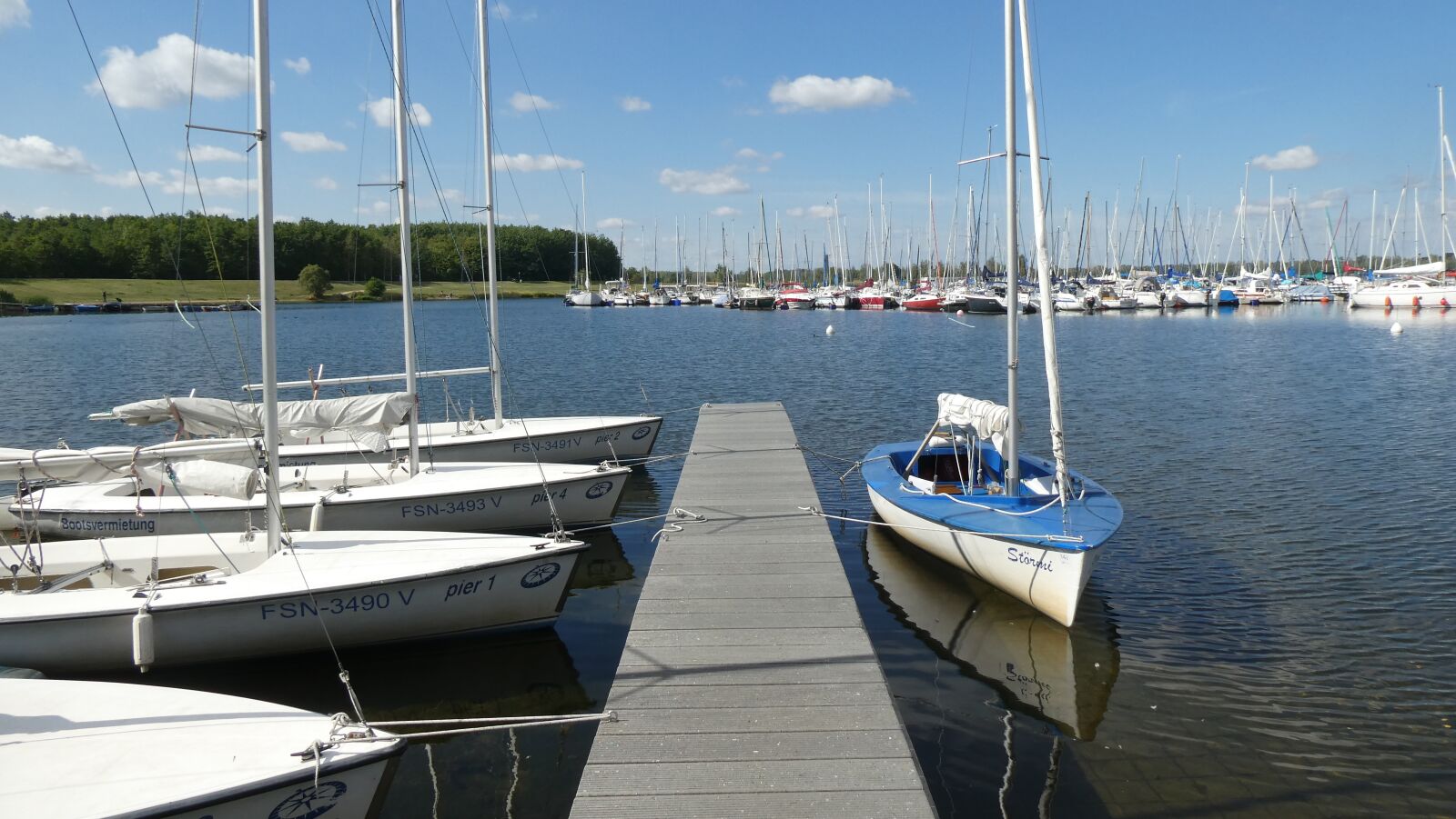 Panasonic DC-TZ91 sample photo. Lake, boats, water photography