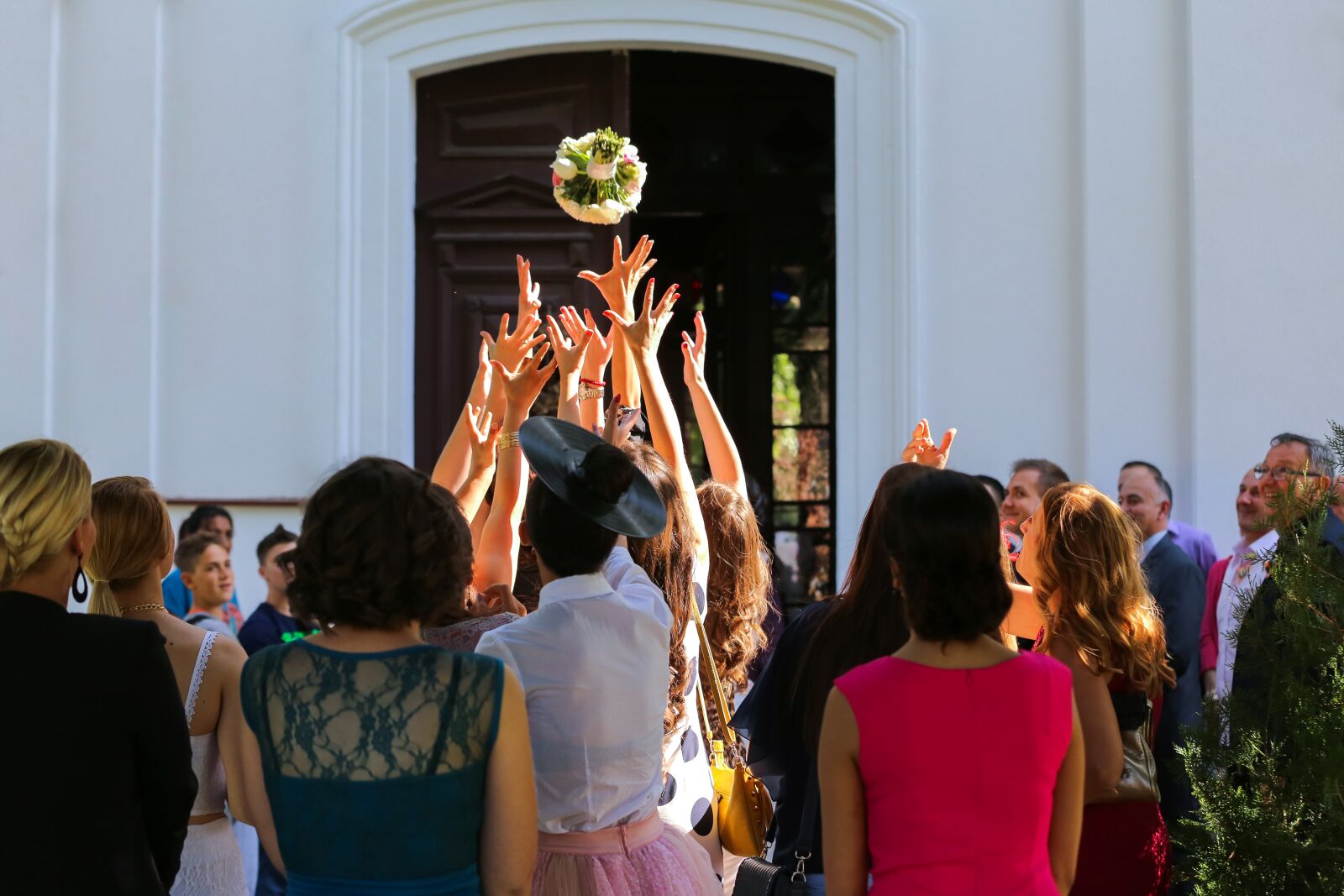 Canon EOS 6D sample photo. Wedding bouquet, wedding, catching photography