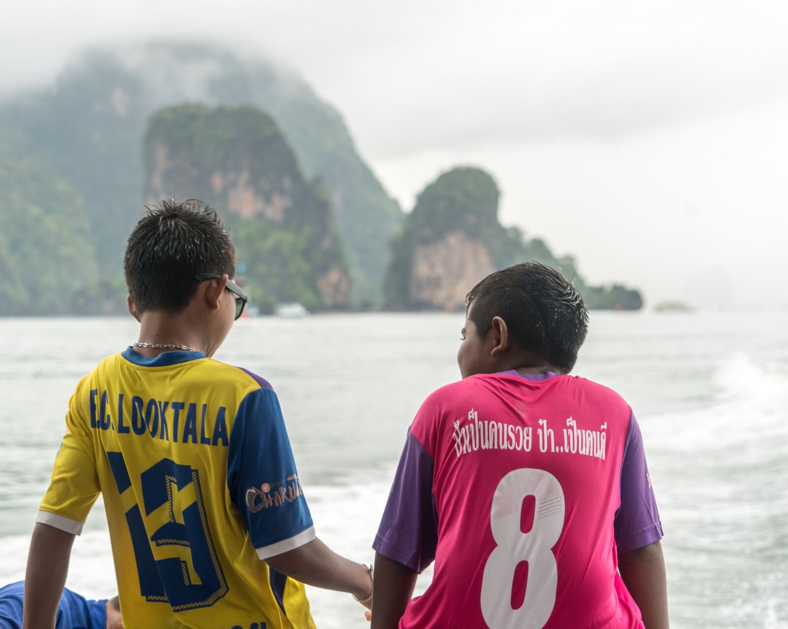 Sony a7R II + Sony FE 24-240mm F3.5-6.3 OSS sample photo. Boys, people, person photography