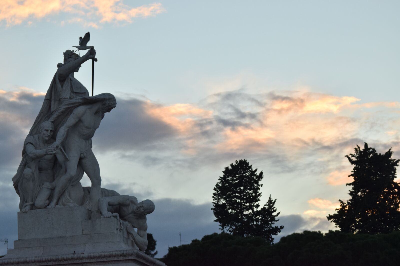 Nikon D5300 sample photo. Centre rome, victorian statues photography