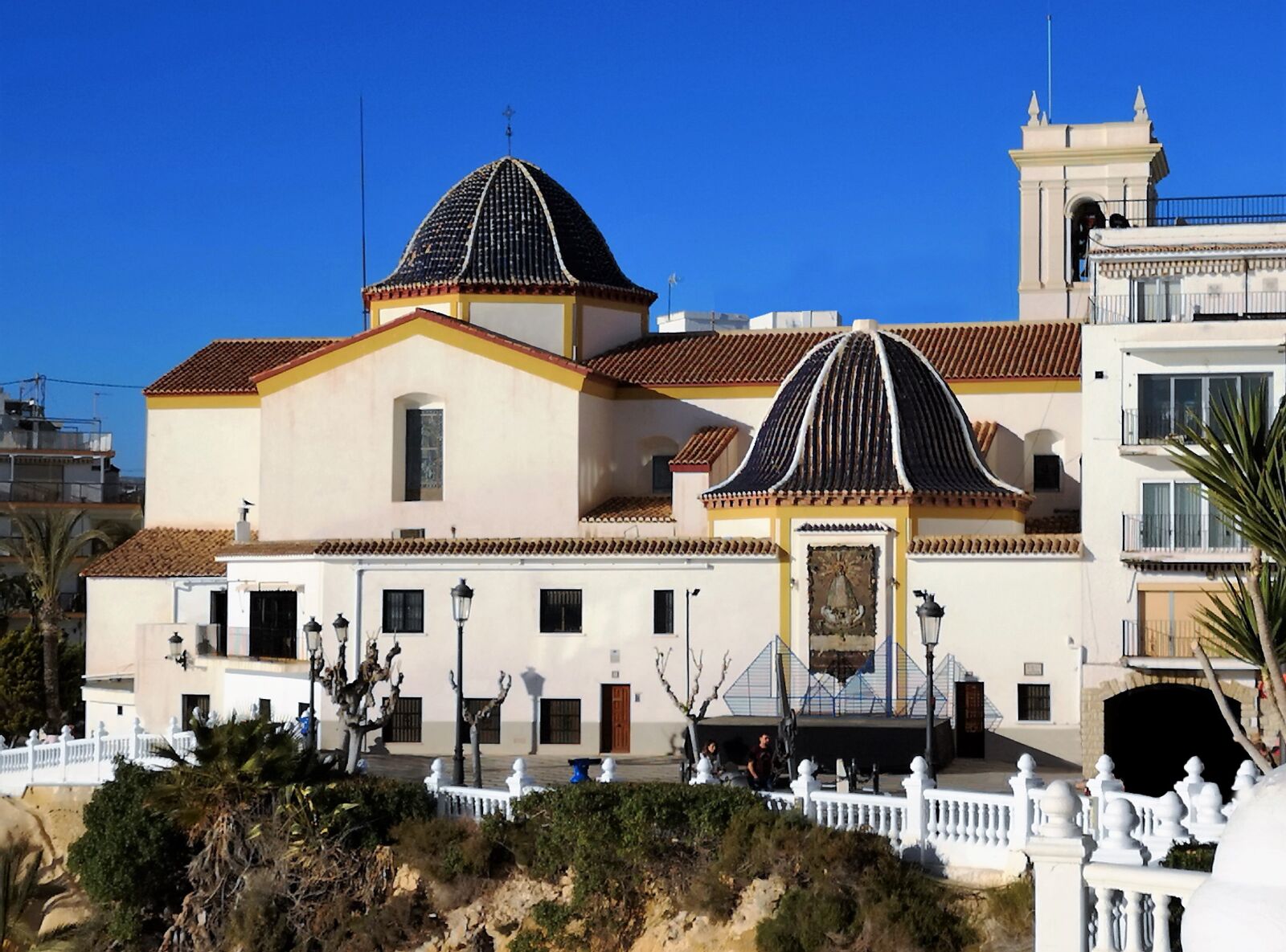 HUAWEI CLT-L29 sample photo. Benidorm, spain, church photography