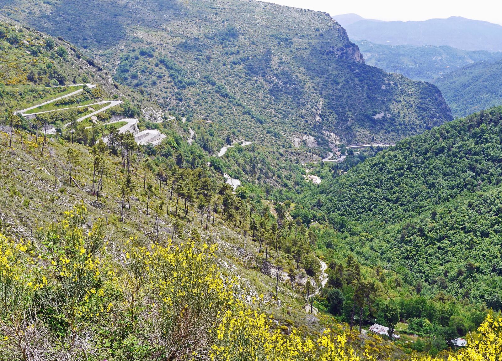 Panasonic Lumix DMC-GH3 sample photo. Valley, mountain, landscape, sky photography