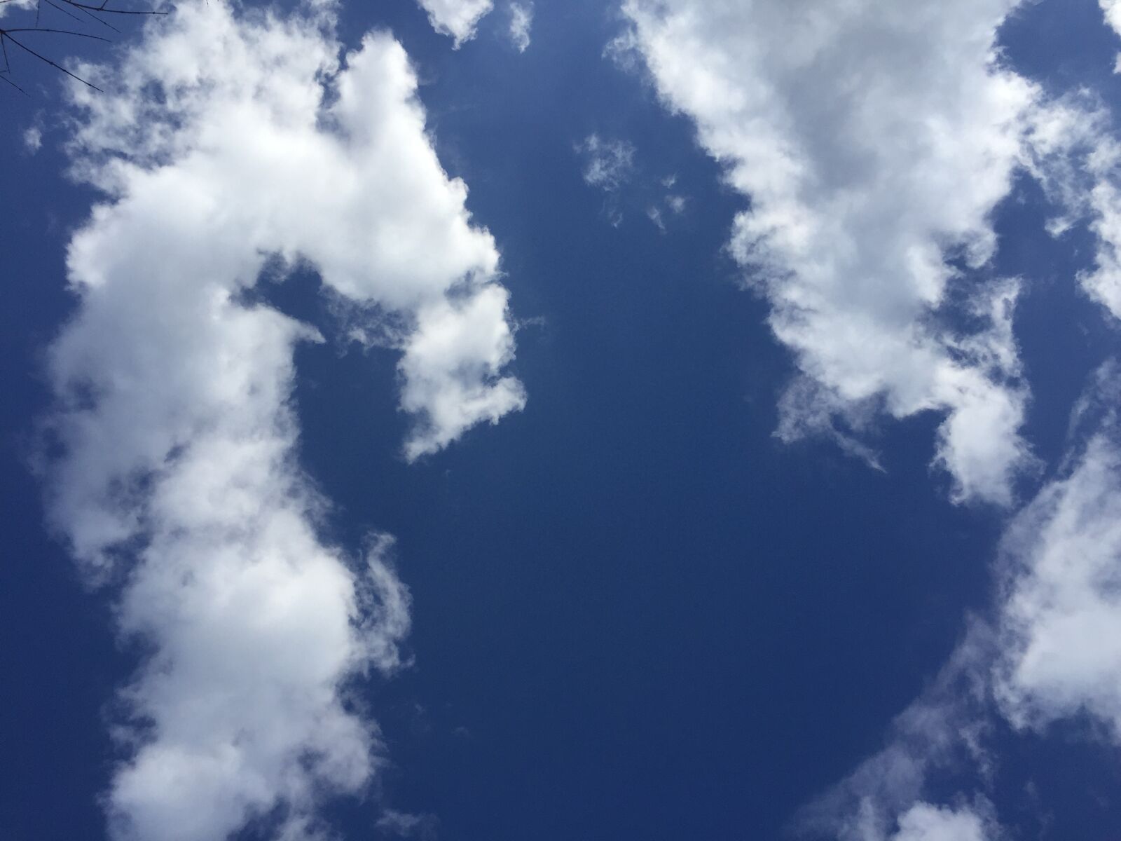 iPhone 6 back camera 4.15mm f/2.2 sample photo. Sky, clouds, blue photography