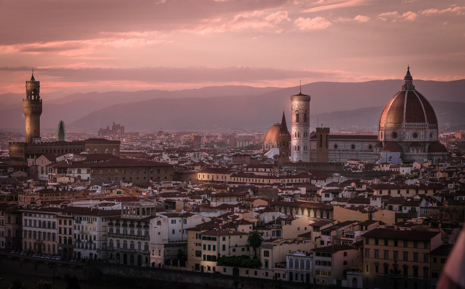 Panasonic Lumix DMC-FZ1000 sample photo. Florence, sunset, city photography