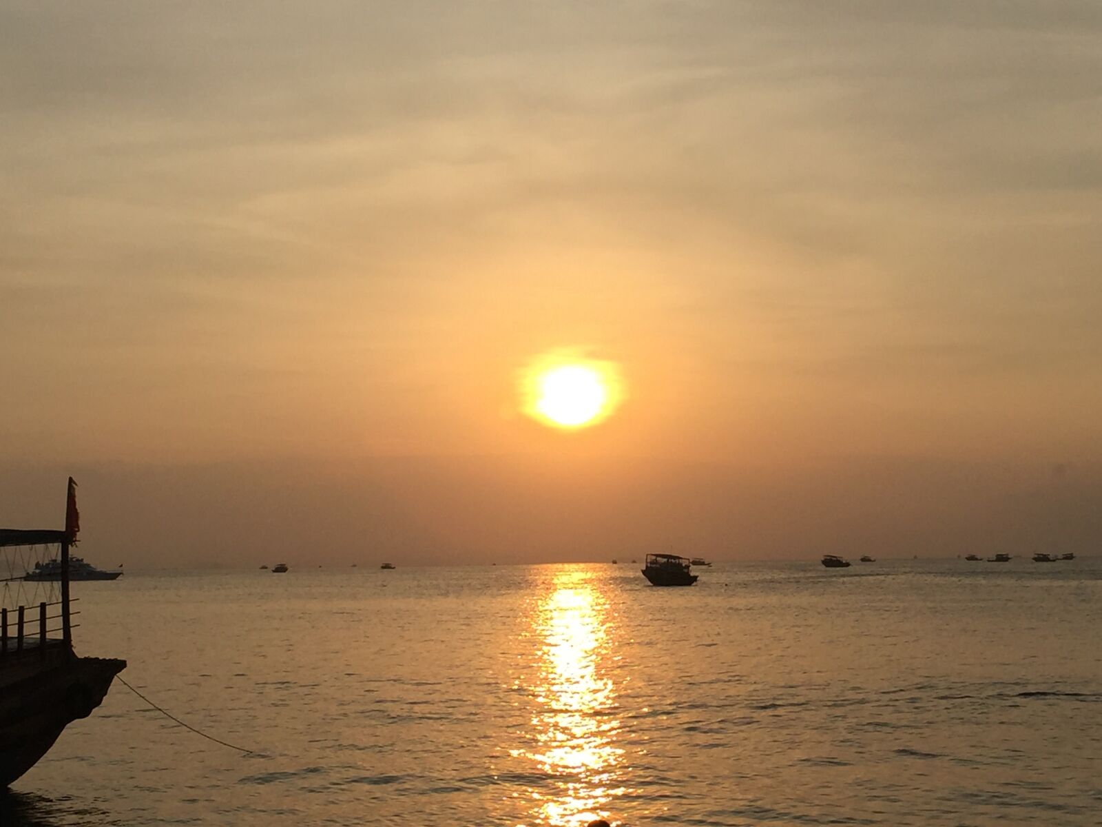 Apple iPhone 6 sample photo. Sunset, beach, the sea photography