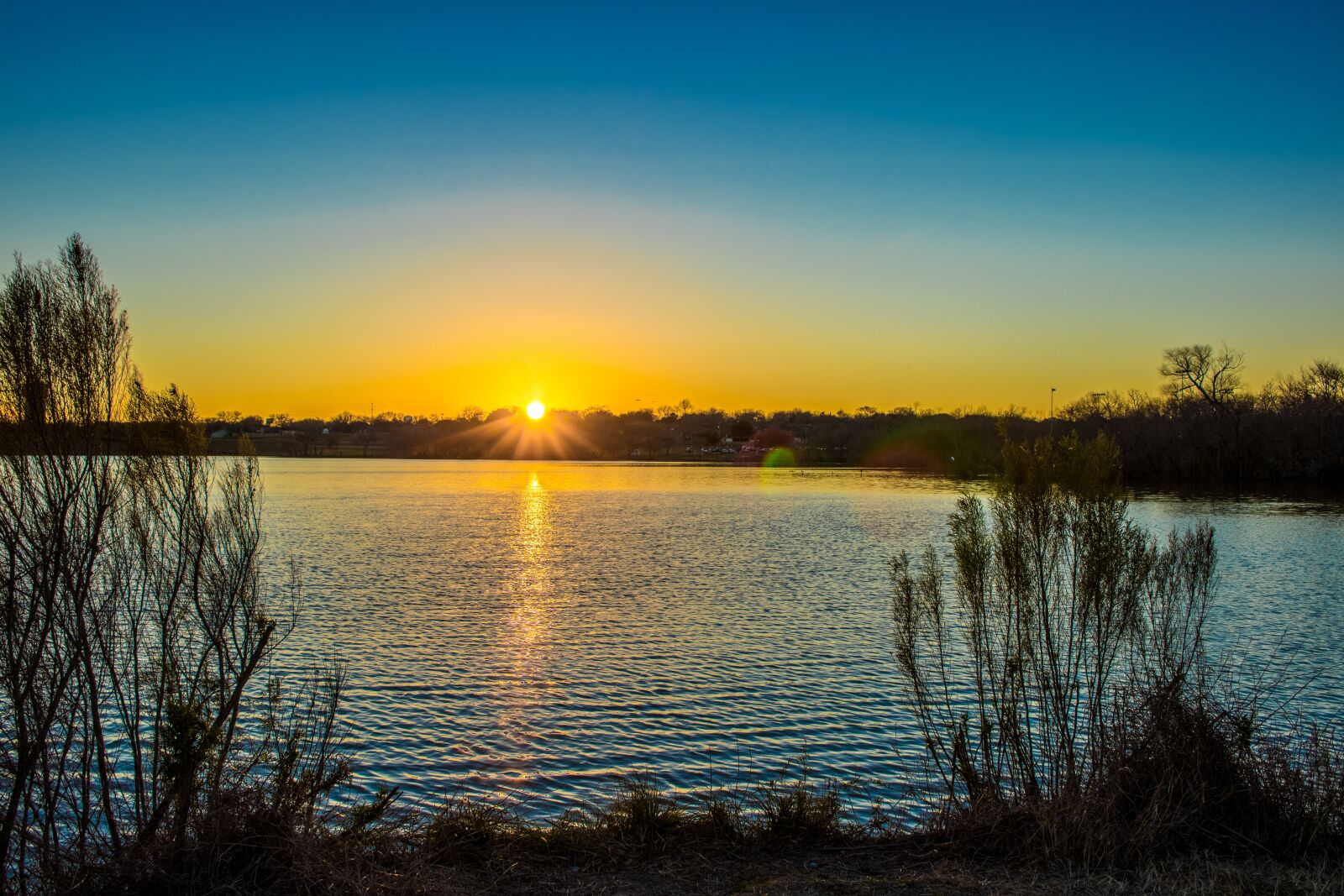 Canon EOS 750D (EOS Rebel T6i / EOS Kiss X8i) sample photo. Sunset, lake, park photography