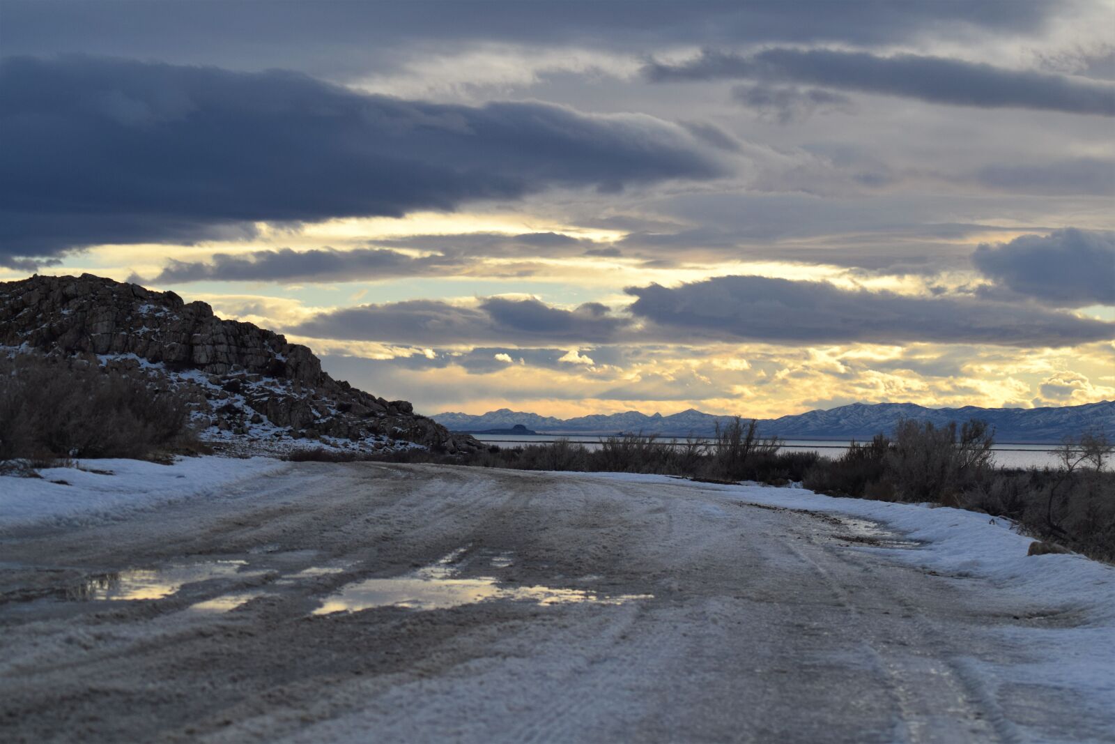 Nikon D3300 sample photo. Icy, road, mountains photography
