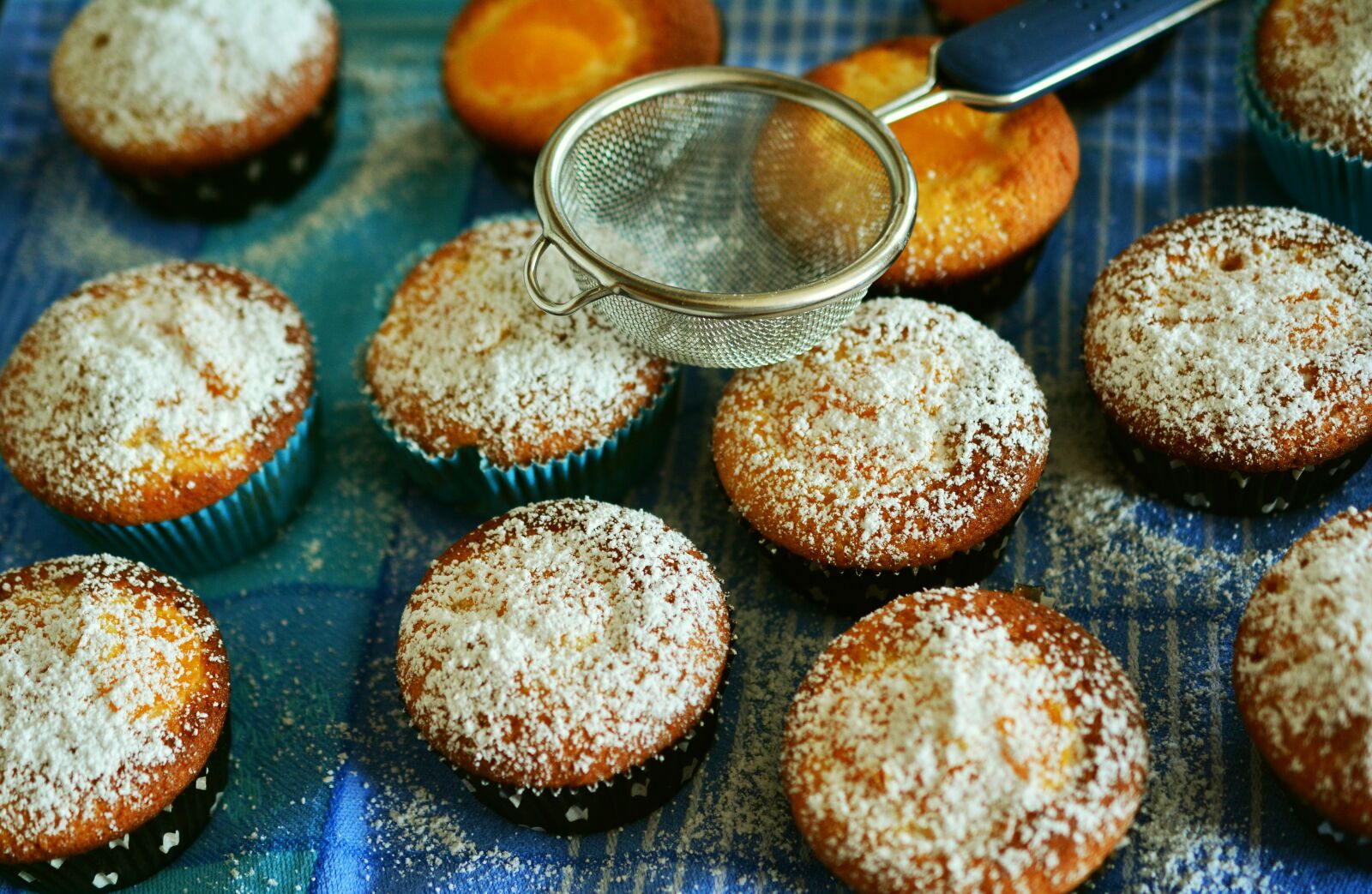 Nikon D5200 sample photo. Muffins, bake, cake photography