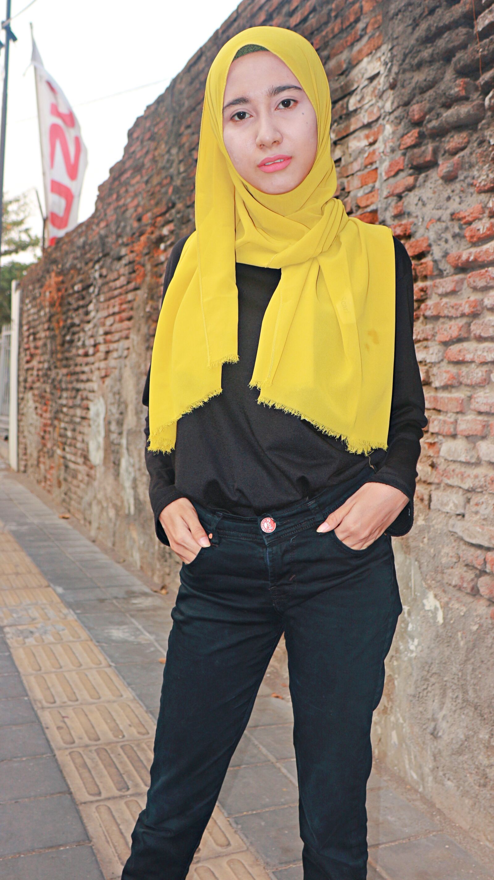 Canon EF-M 18-150mm F3.5-6.3 IS STM sample photo. Hijab, ramadan, ramadhan photography
