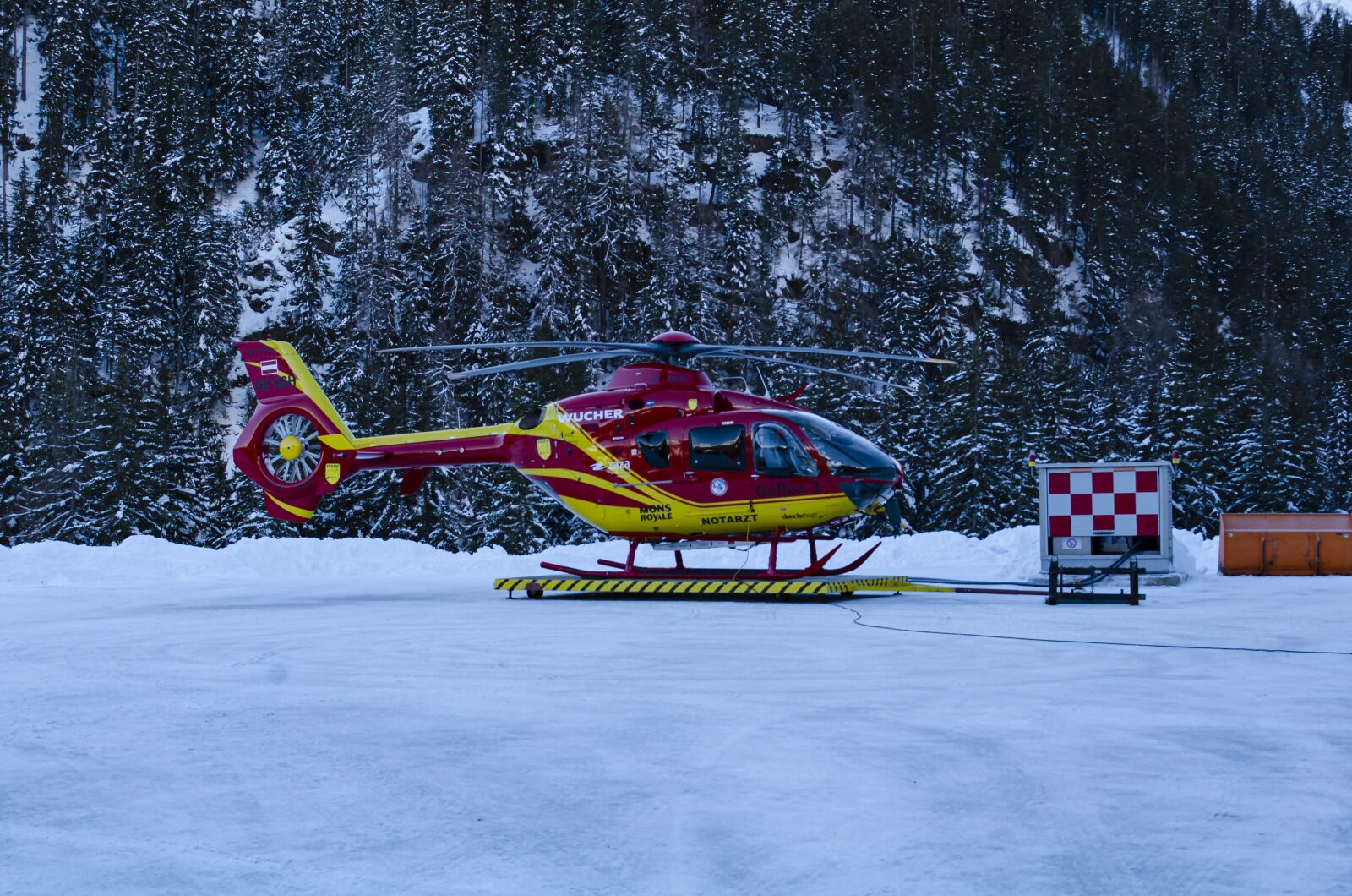 Nikon D7000 sample photo. Helicopter, emergency doctor, flying photography