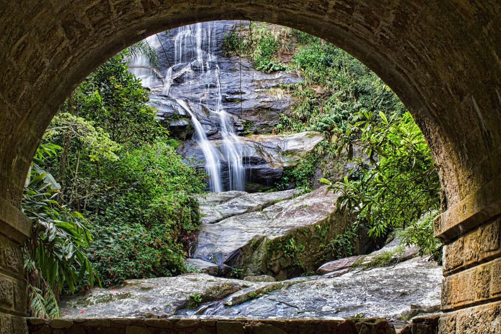 Canon EOS 60D sample photo. Waterfall, tunnel, nature photography