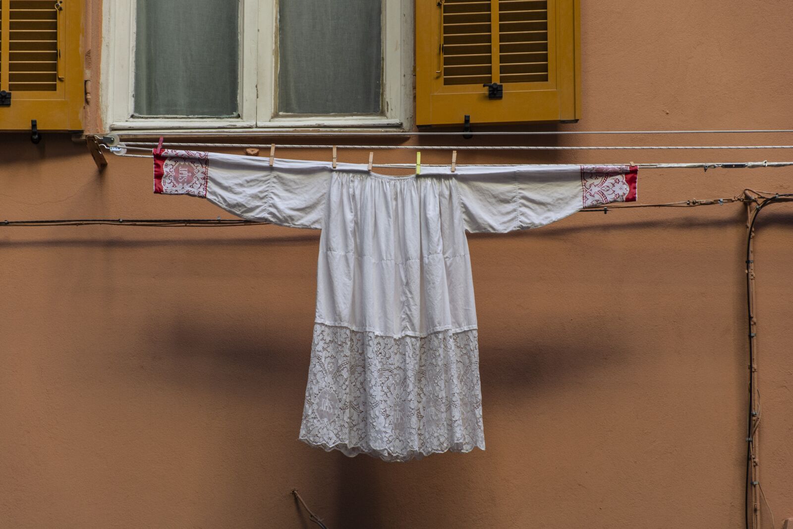 Nikon D7100 sample photo. Frock, drying laundry, liguria photography