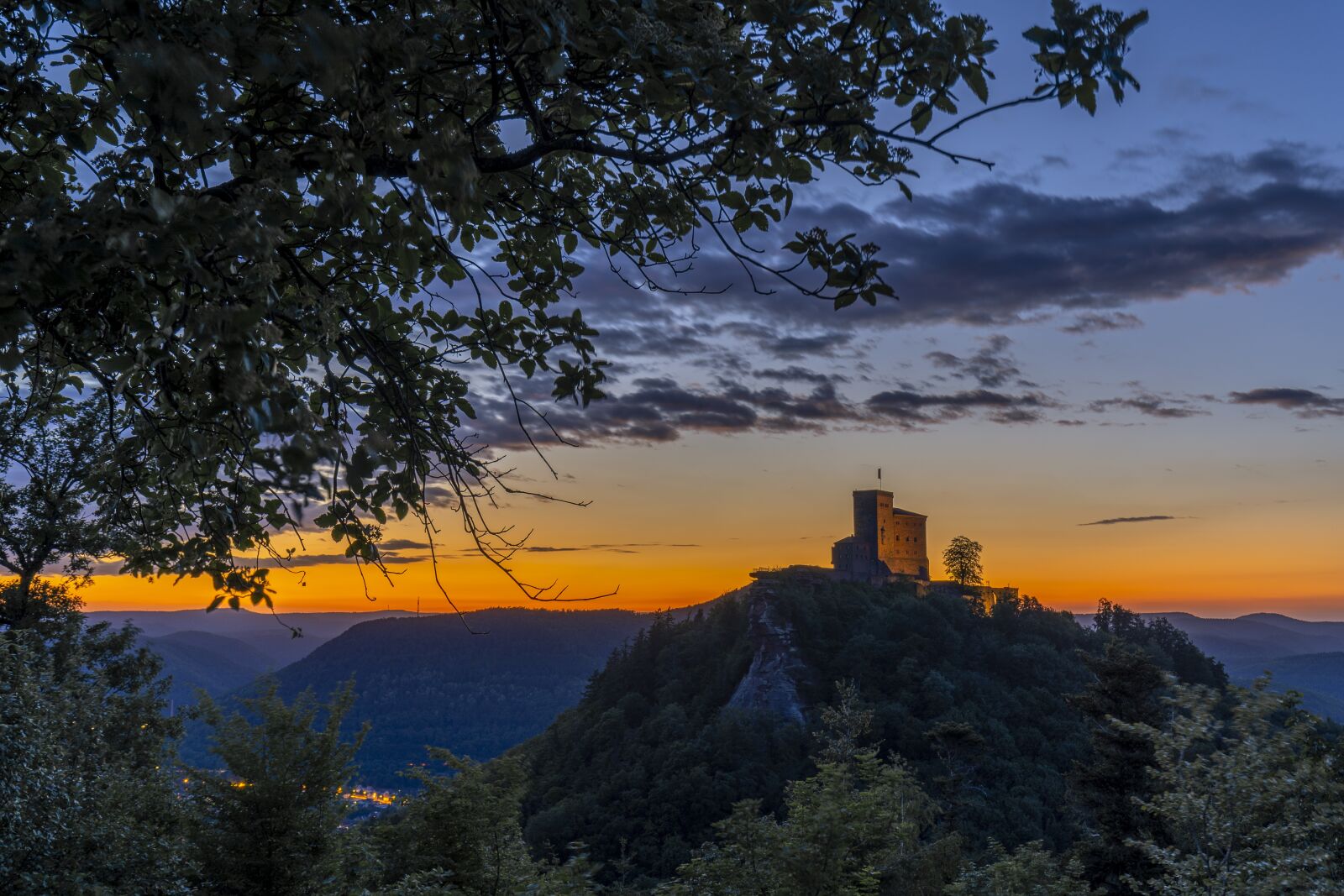 Sony a7 III sample photo. Castle trifels, palatinate forest photography