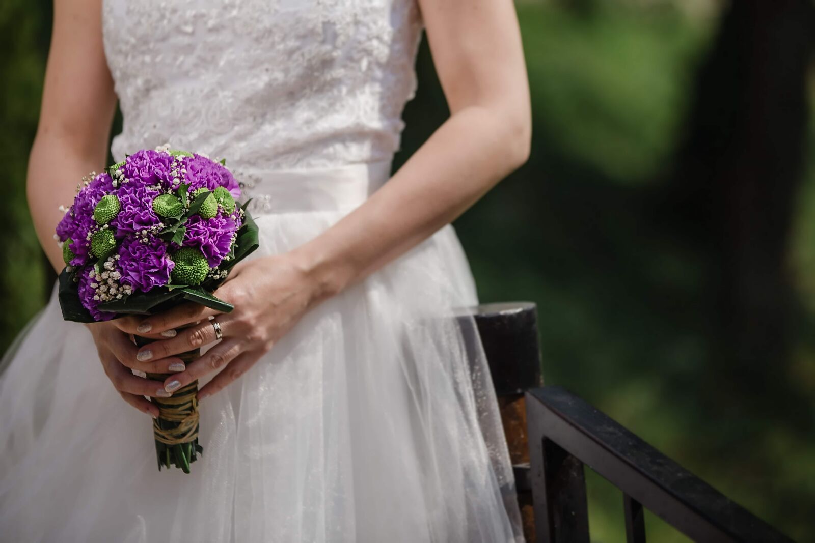 Canon EOS 6D sample photo. Wedding bouquet, wedding dress photography