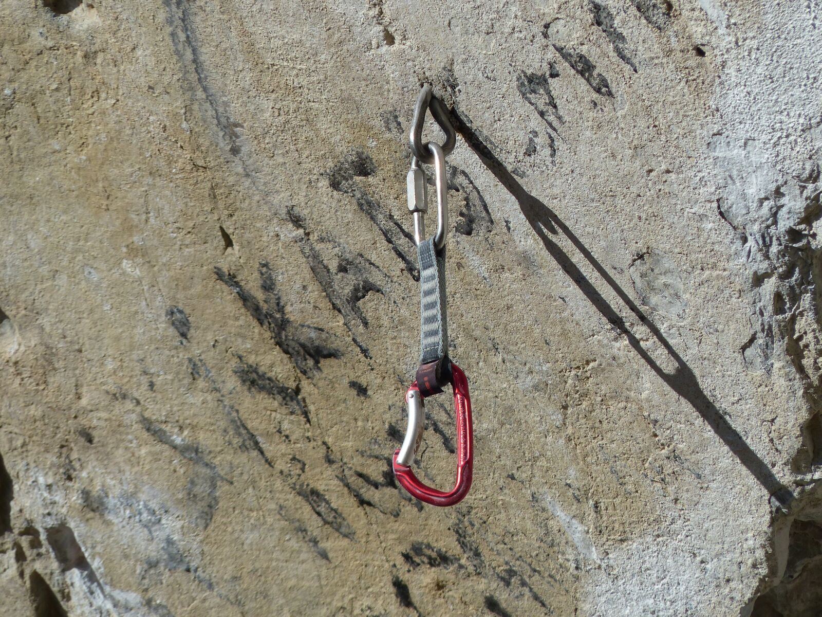 Panasonic Lumix DMC-FZ200 sample photo. Climb, security, expresse photography