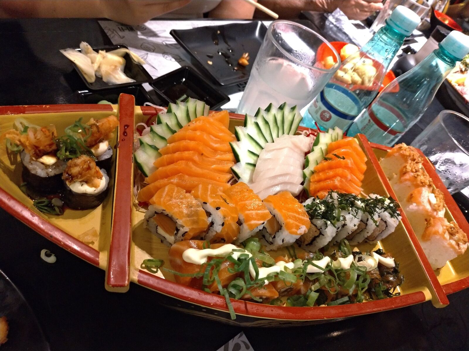 ASUS ZenFone 5 (ZE620KL) sample photo. Food, japanese food, sushi photography