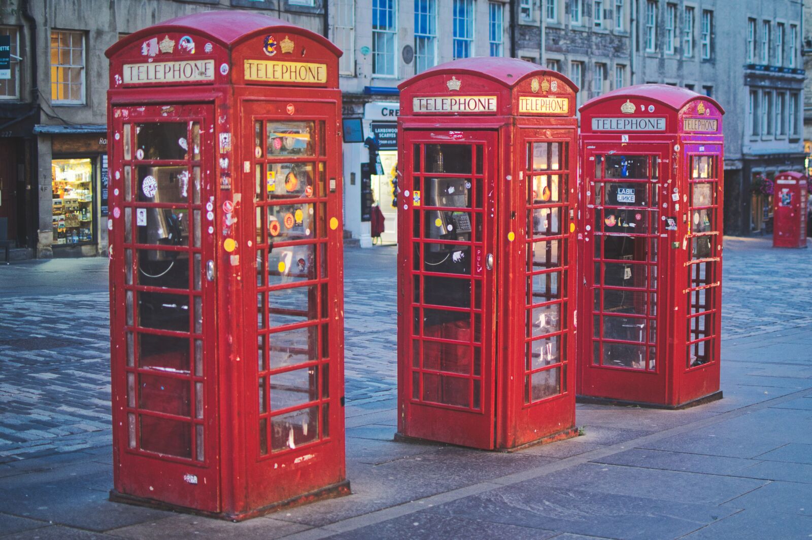 Nikon D5300 sample photo. Telephone booths, red, edinburgh photography