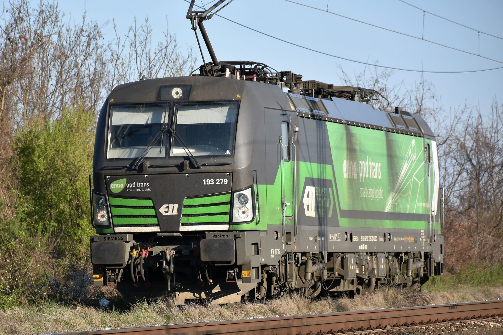 Nikon D5600 sample photo. Electric locomotive, railway, transport photography