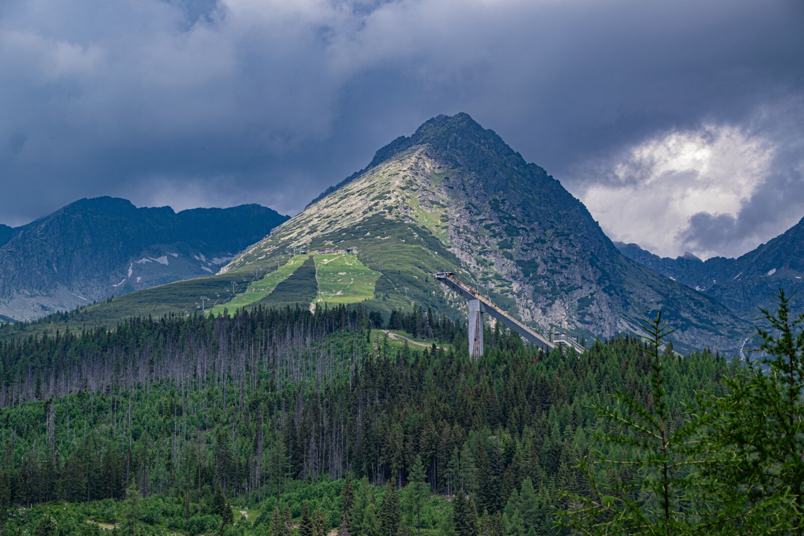 Tamron 18-200mm F3.5-6.3 Di II VC sample photo. Mountains, clouds, nature photography