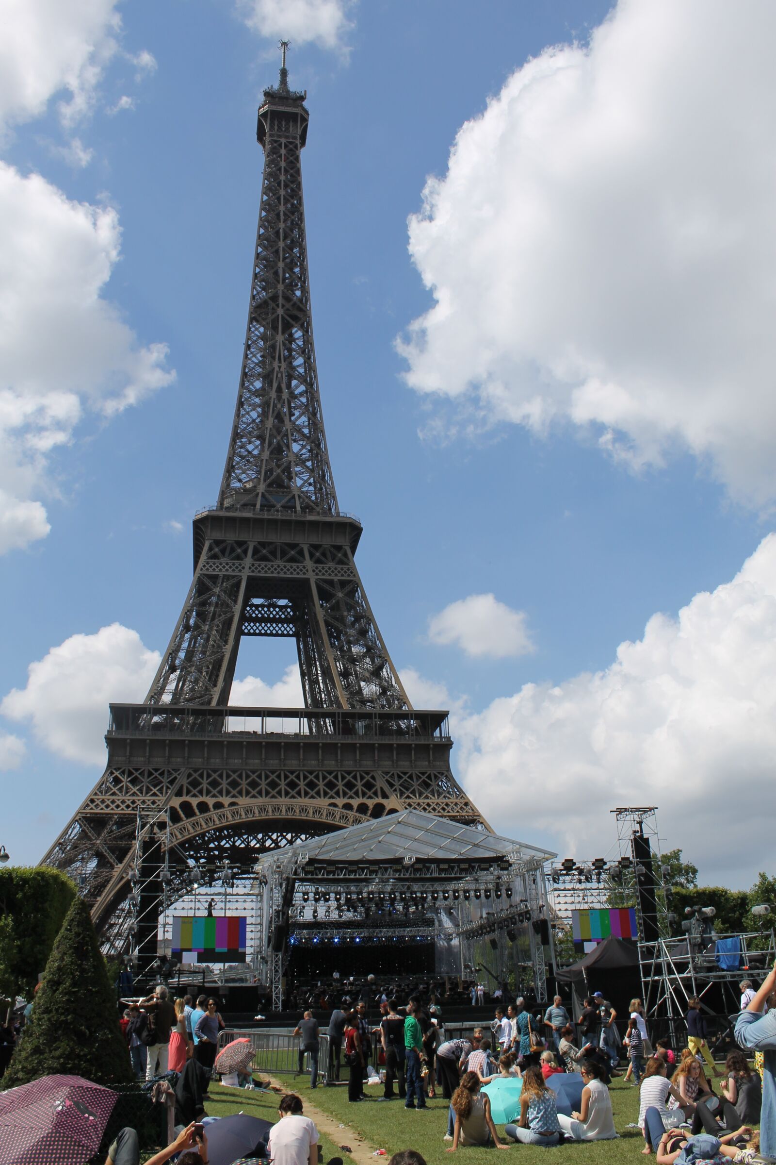 Canon EOS 1100D (EOS Rebel T3 / EOS Kiss X50) sample photo. Eiffel tower, paris, eiffel photography
