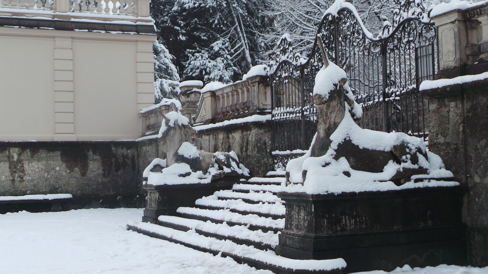 Samsung Galaxy Camera (Wi-Fi) sample photo. Austria, jan16, salzburg, snow photography