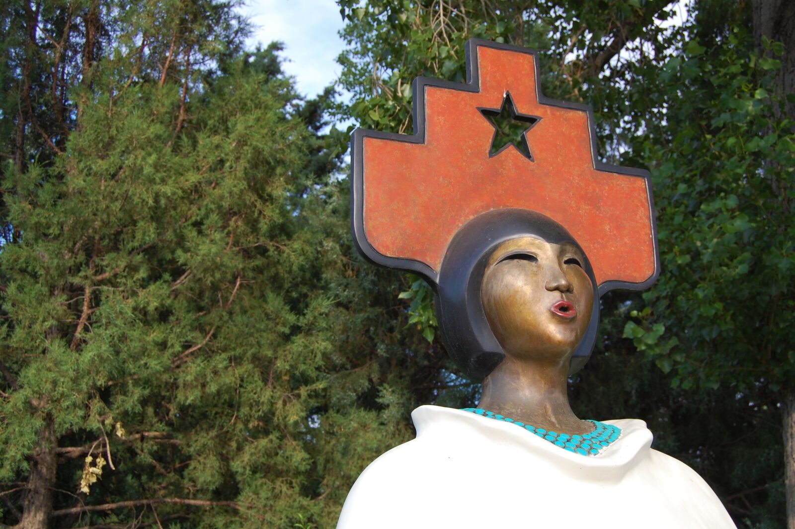 Nikon D40 sample photo. Statue, artwork, face photography