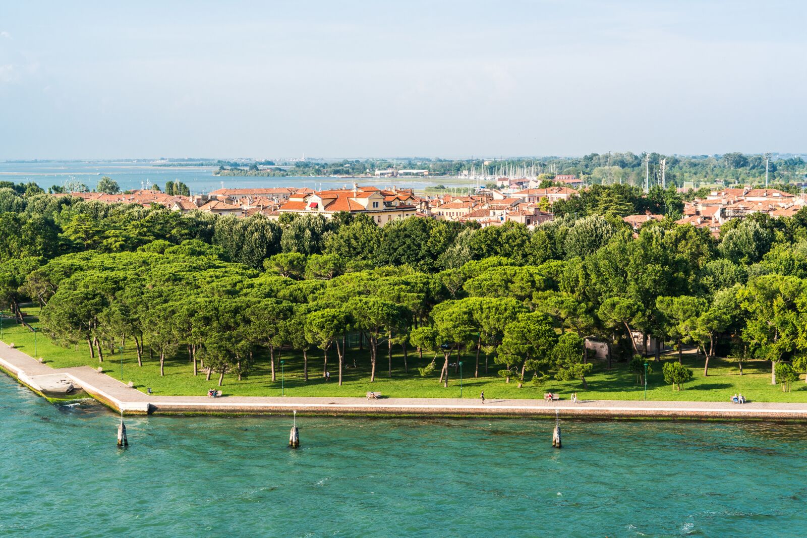 Sony a7R II + Sony FE 24-240mm F3.5-6.3 OSS sample photo. Venice, cruise, mediterranean photography