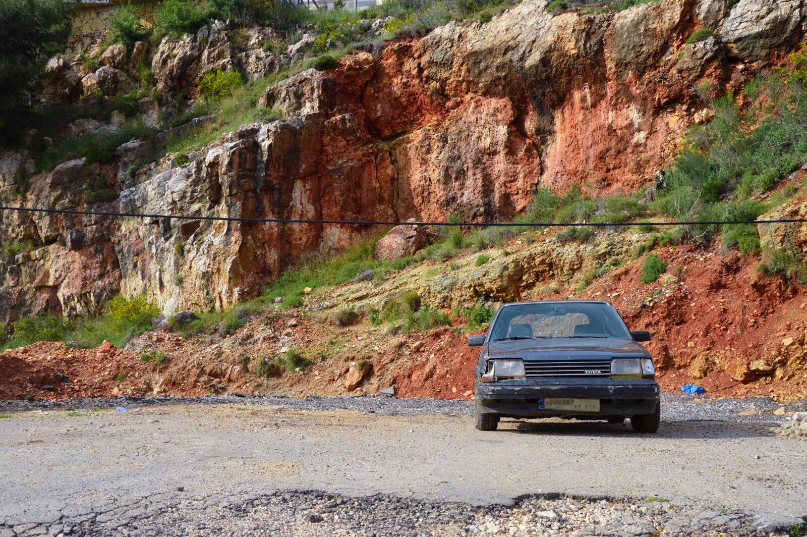 Nikon D3200 sample photo. Car, abandoned, vintage photography