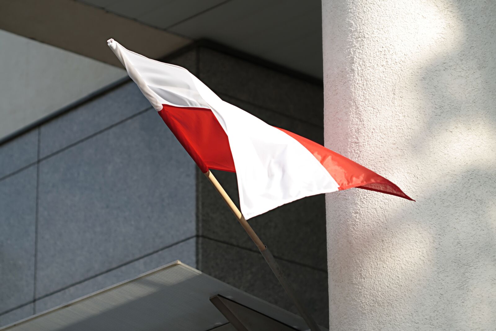 Canon EOS 1000D (EOS Digital Rebel XS / EOS Kiss F) sample photo. Flag, poland, polish photography