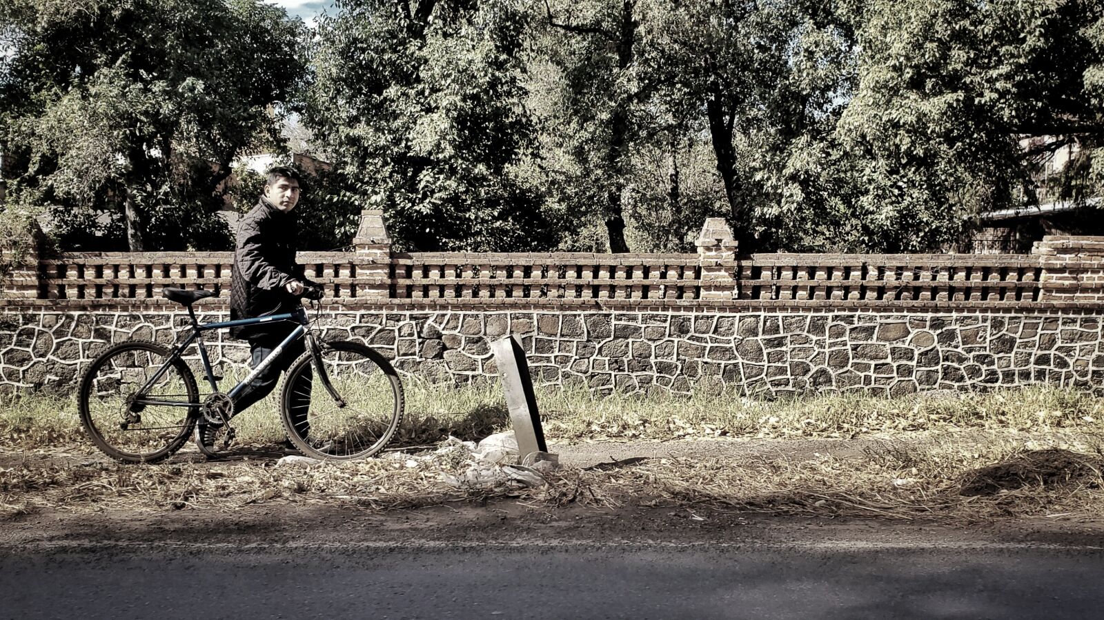 Samsung Galaxy S9+ sample photo. Bicycle, man, bike photography