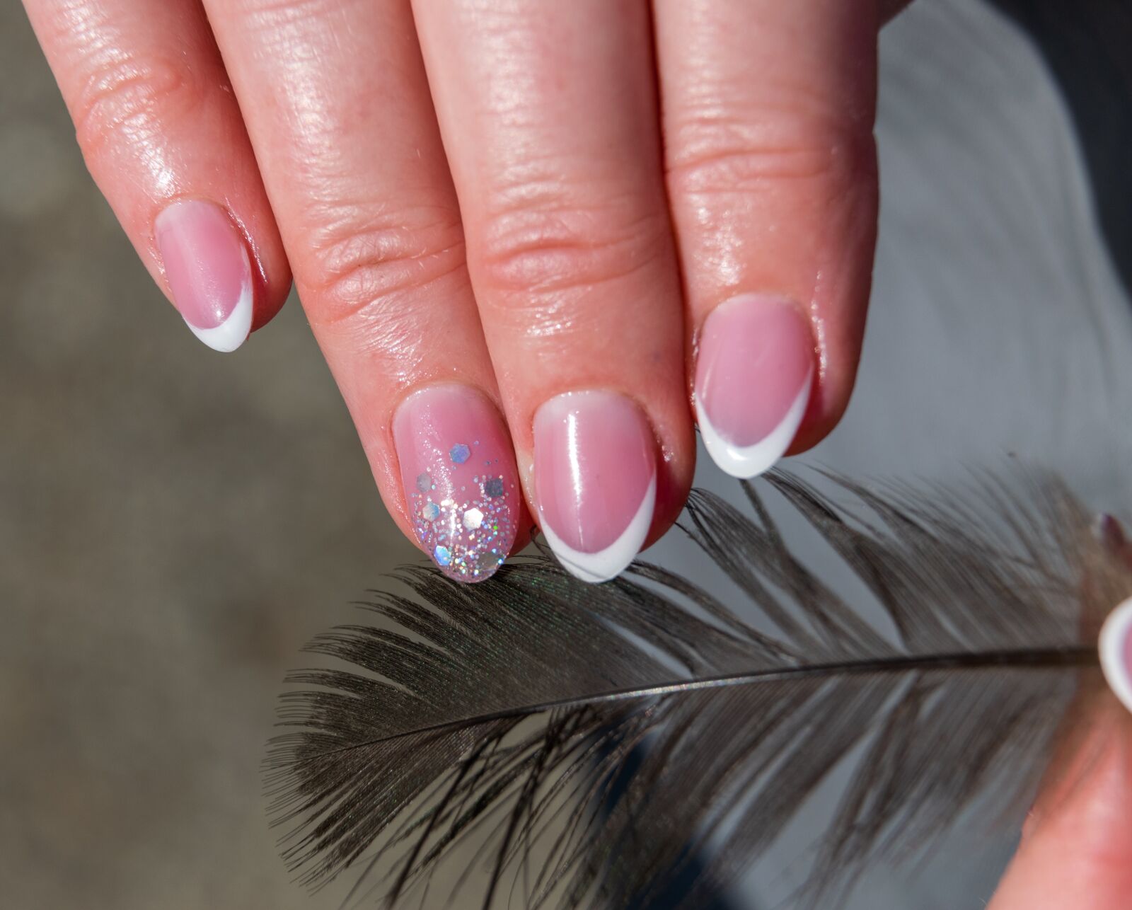 Nikon D3300 sample photo. Nail, pen, hand photography