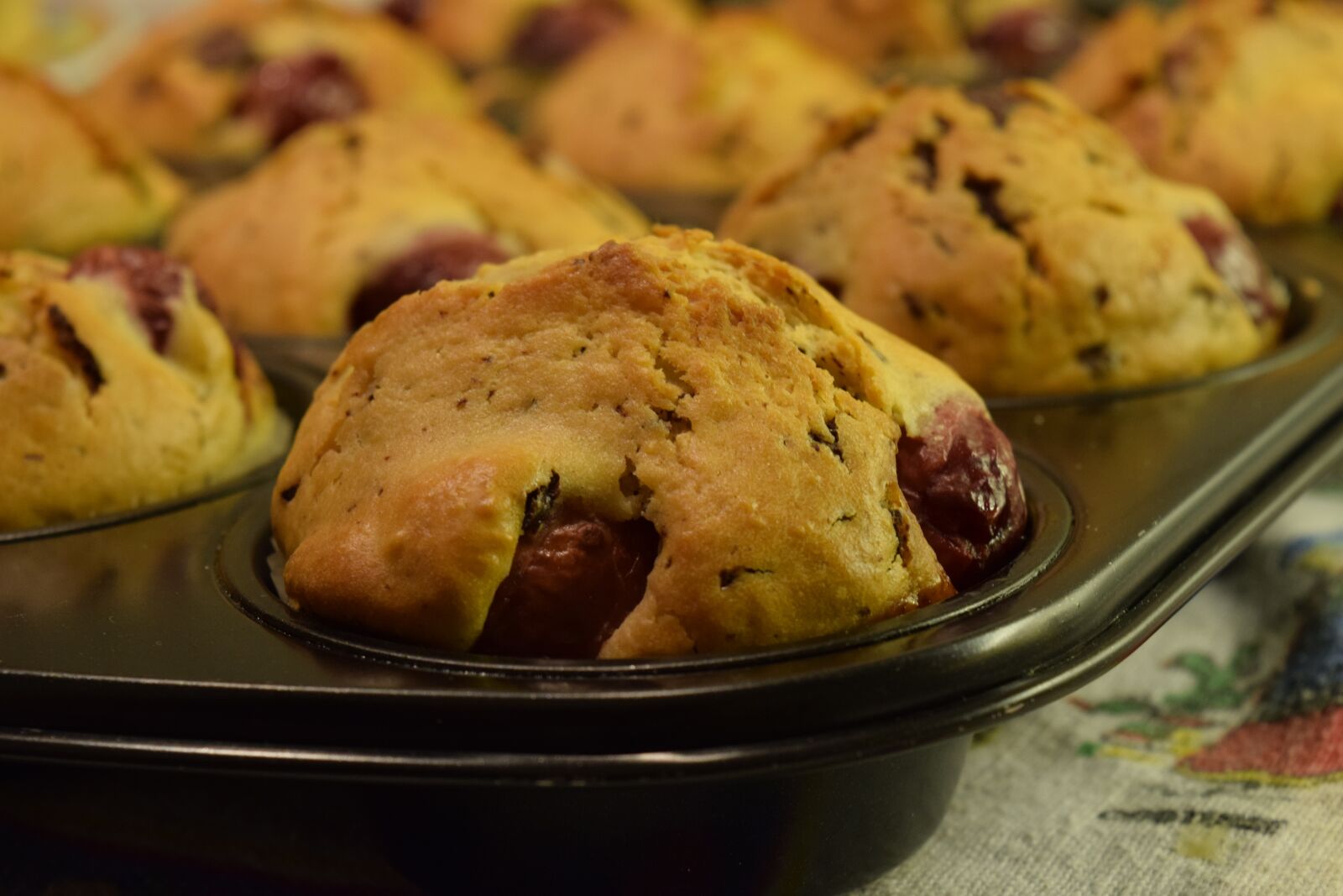 Nikon D3300 sample photo. Muffin, cherry muffin, baked photography
