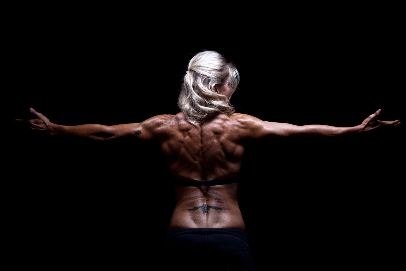 Canon EOS 5D Mark II sample photo. Female, athletic, fit photography